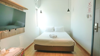 alexa nimman hostel