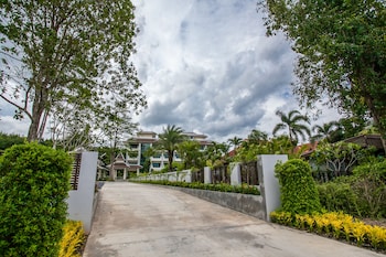 wanarom residence hotel