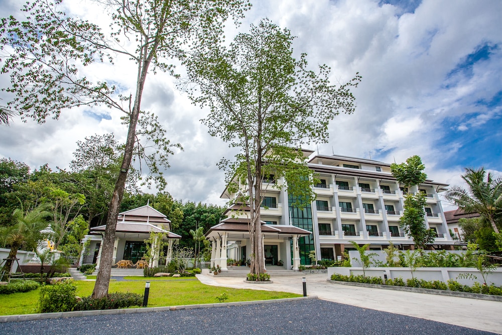 wanarom residence hotel