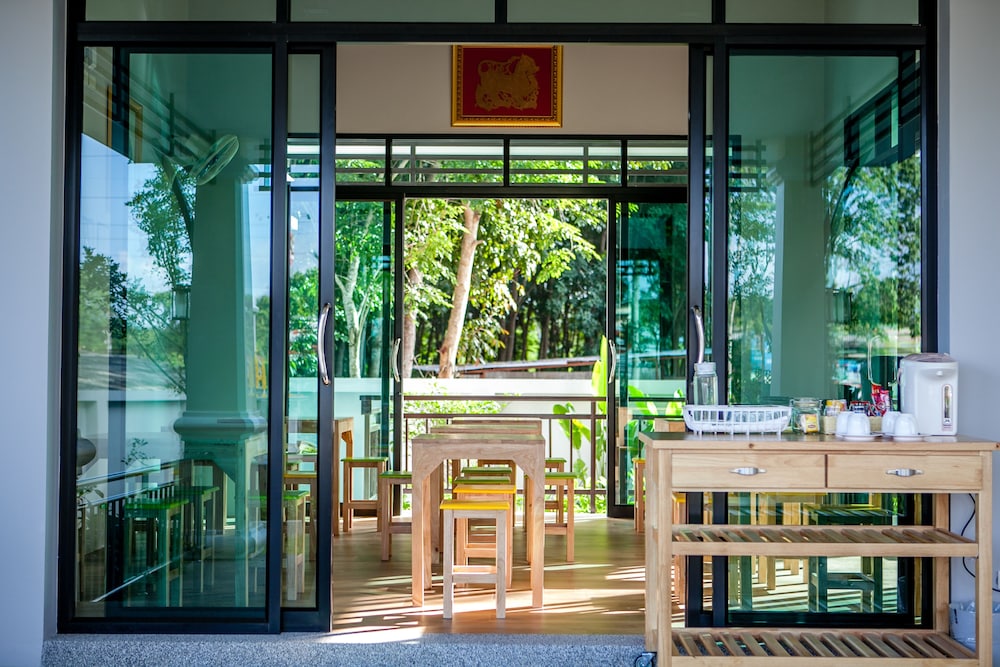 wanarom residence hotel