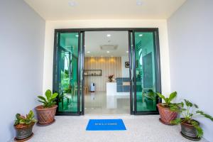 wanarom residence hotel