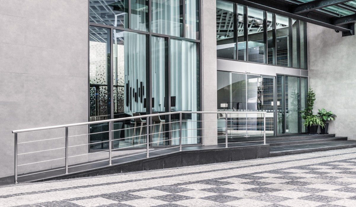 holiday inn express bangkok soi soonvijai by ihg