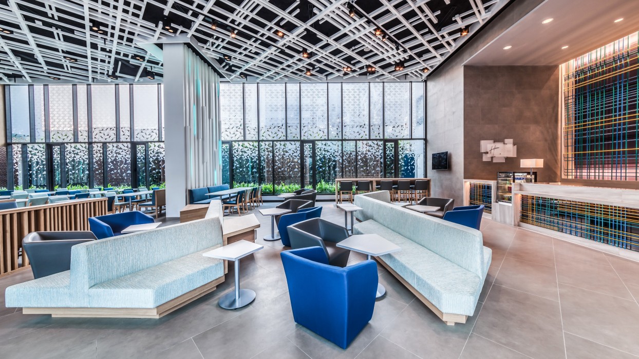 holiday inn express bangkok soi soonvijai by ihg