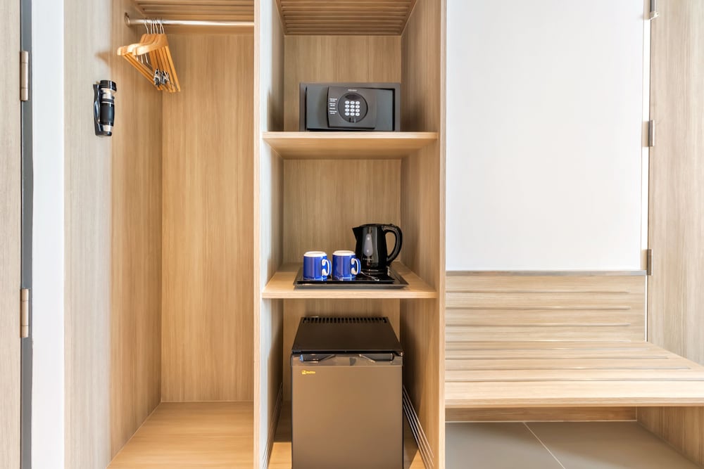 holiday inn express bangkok soi soonvijai by ihg