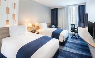 holiday inn express bangkok soi soonvijai by ihg