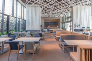 holiday inn express bangkok soi soonvijai by ihg