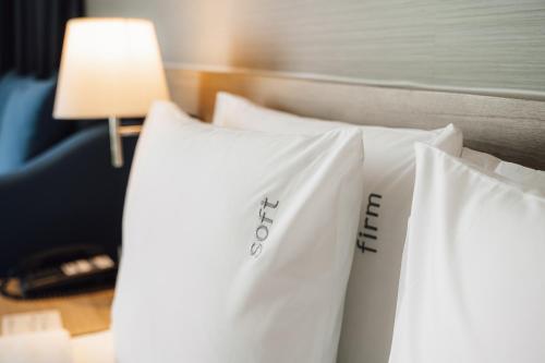 holiday inn express bangkok soi soonvijai by ihg