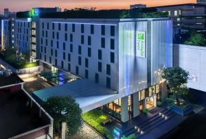 Holiday Inn Express Bangkok Soi Soonvijai By Ihg,Huai Khwang>>Bangkok,4 star