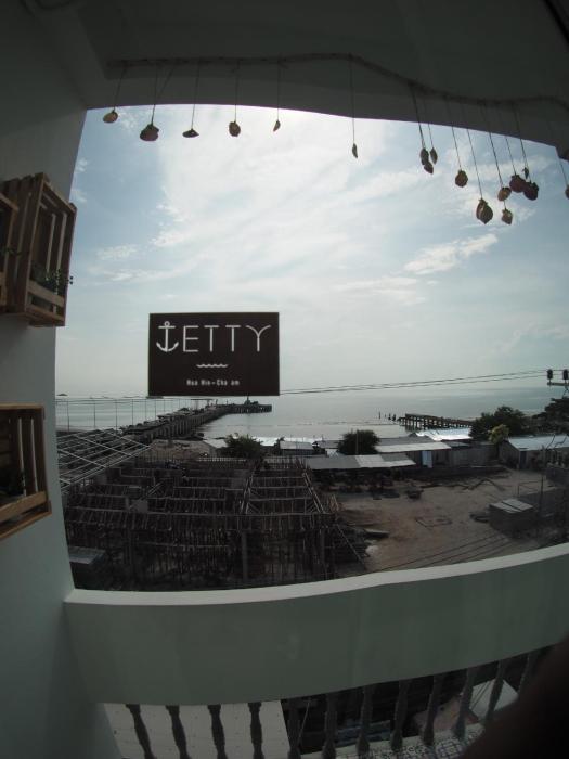 jetty huahin hostel