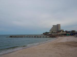 jetty huahin hostel