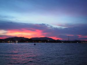 jetty huahin hostel