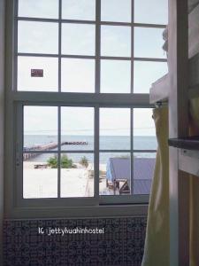 jetty huahin hostel