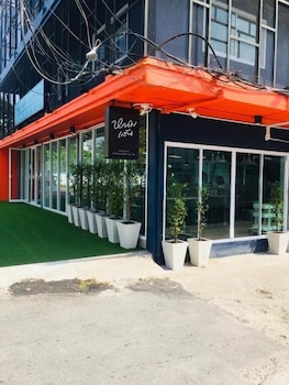 the art hostel bangkok