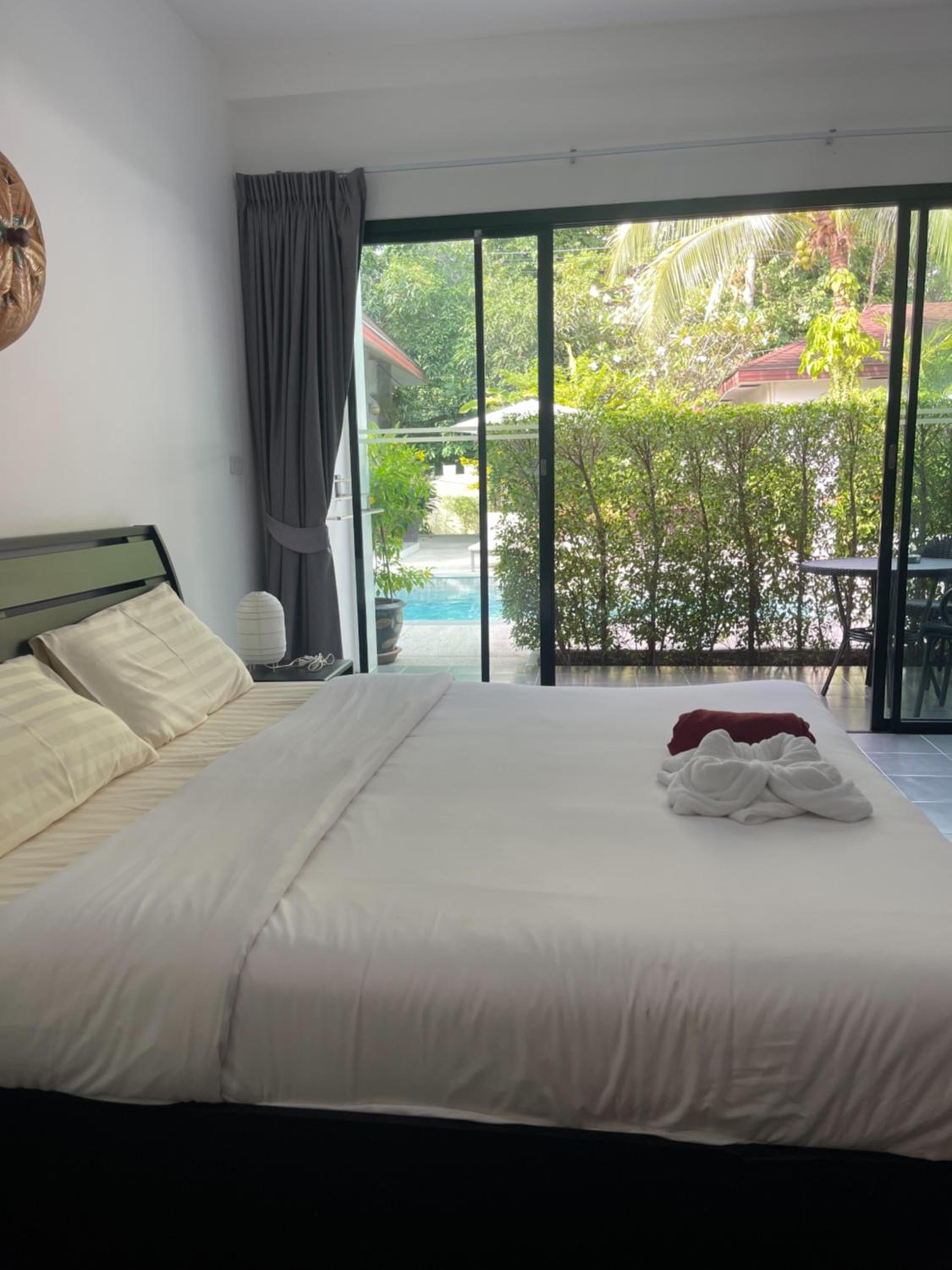 hotel lotus bleu