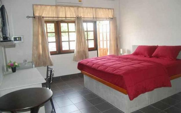 sea and sand guesthouse and restaurant