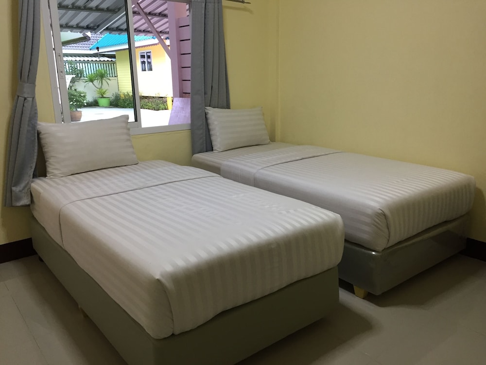 baan rommai sattahip