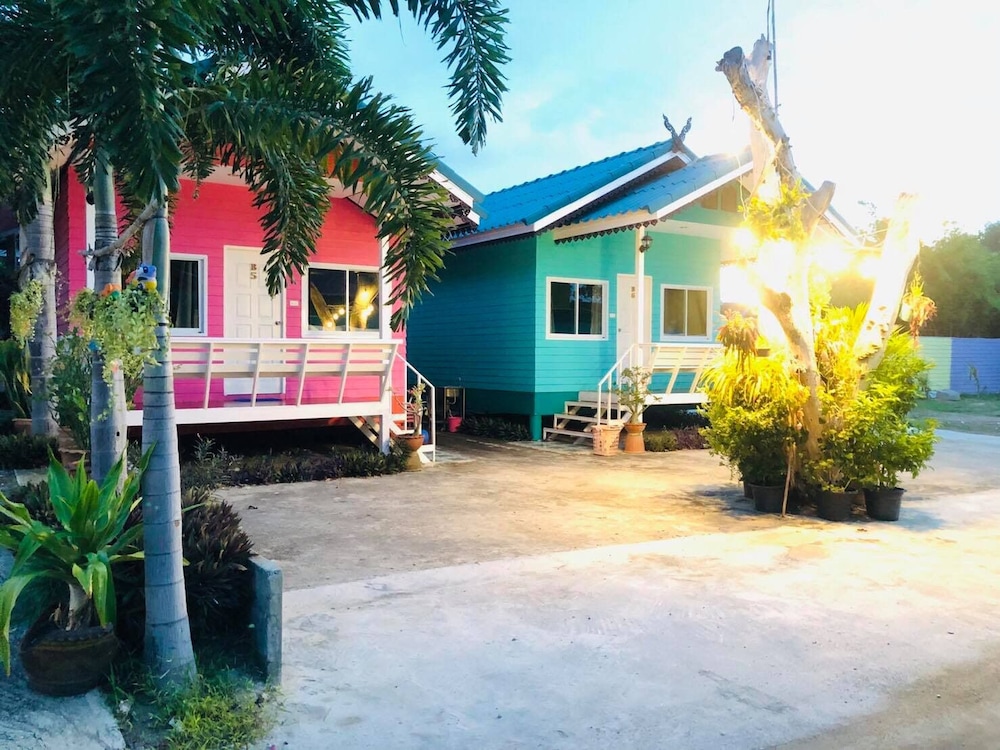 baan rommai sattahip