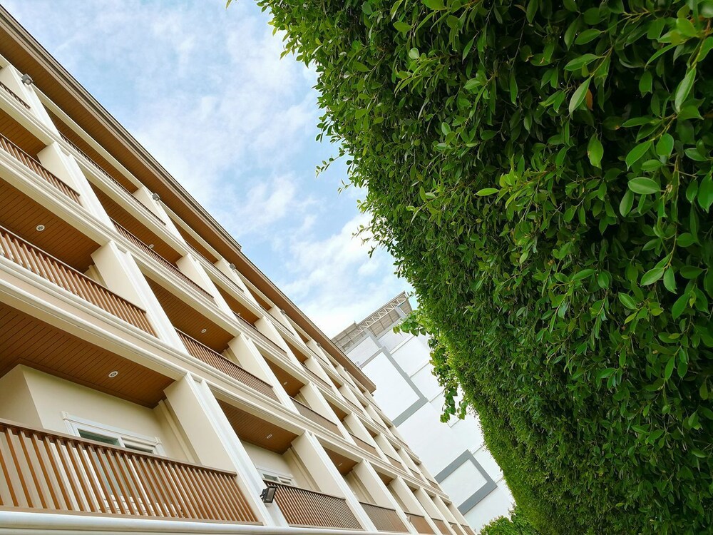 romantic hotel khonkaen
