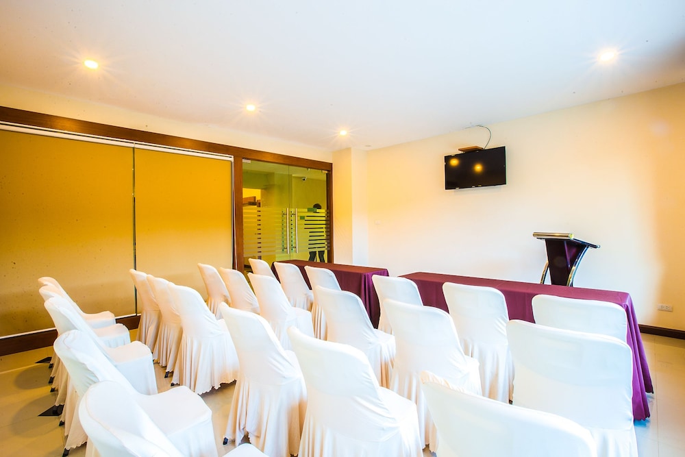 romantic hotel khonkaen