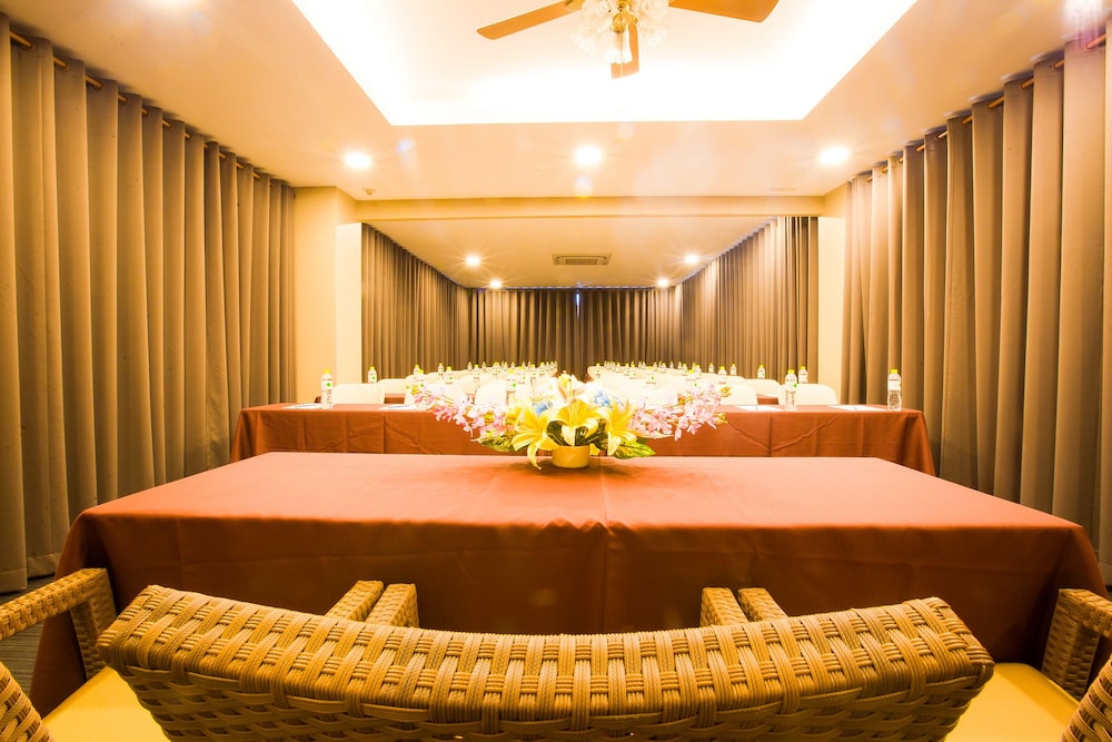 romantic hotel khonkaen