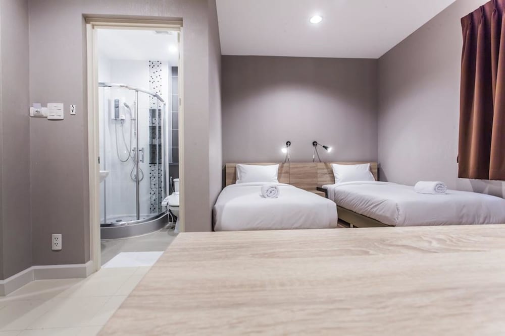 morino hotel si racha