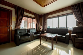 thatphanom view hotel