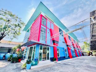 veerakit grand hotel