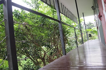ui bai valley