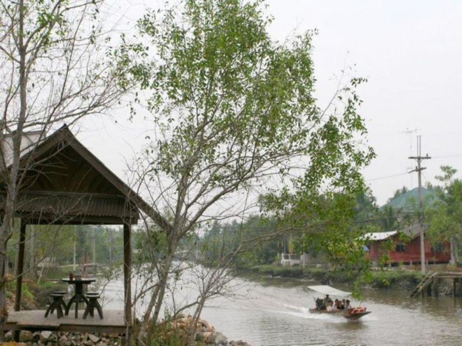 amphawa club