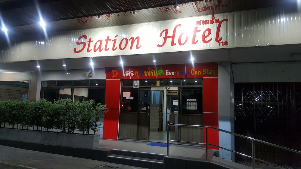 station hotel
