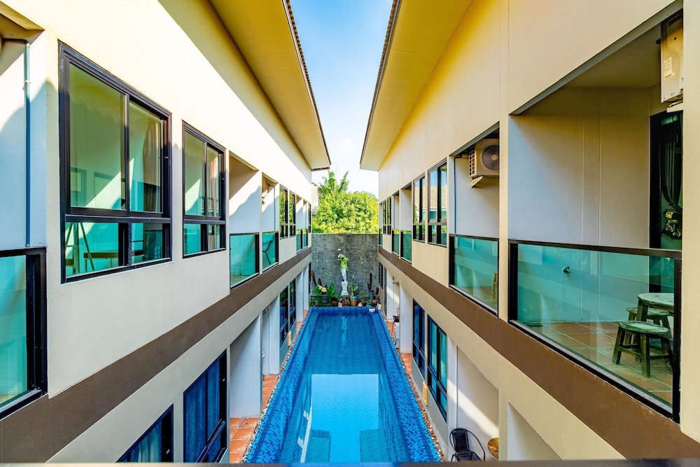 the pool resort