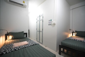 d hub hostel