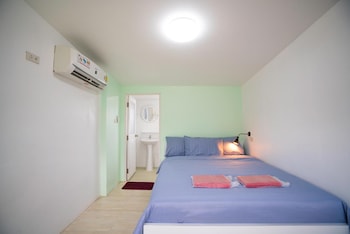 d hub hostel