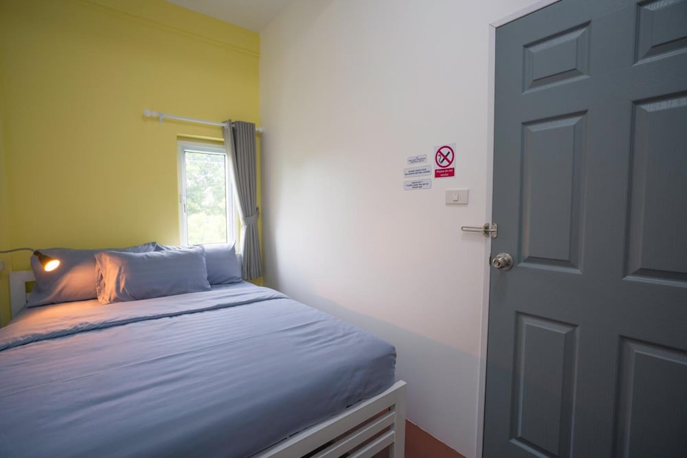 d hub hostel