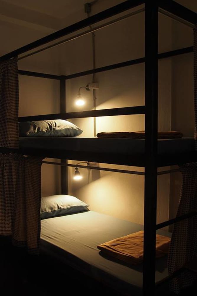 d hub hostel
