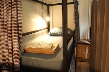 d hub hostel