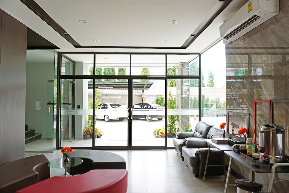 b black hotel chonburi