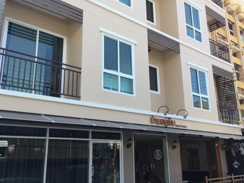 baan yooyen hua hin 57