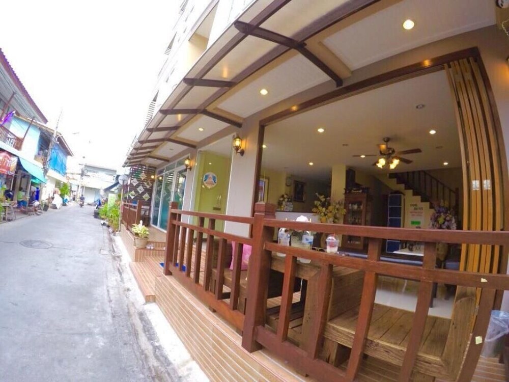 baan yooyen hua hin 57