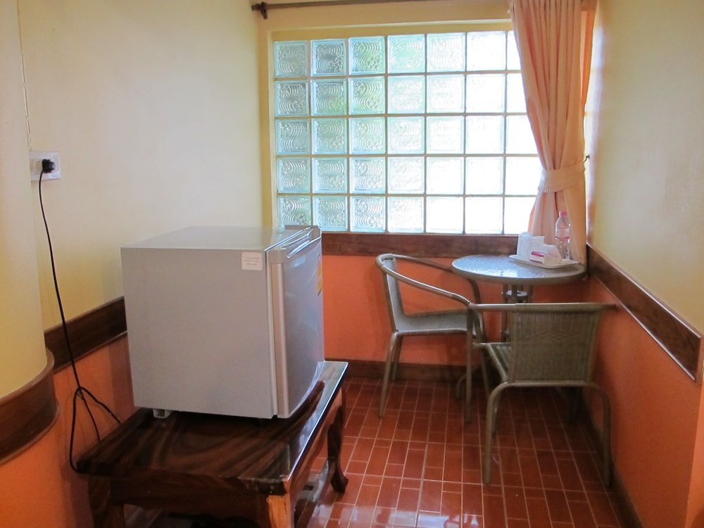 Phuendernthang Resort,Surat Thani>>Chaiya,3 star