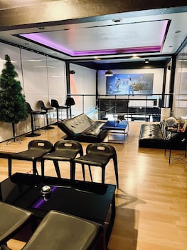 the lab sleep hostel