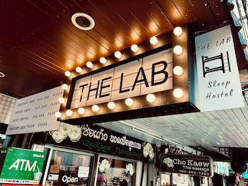 the lab sleep hostel