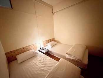 the lab sleep hostel