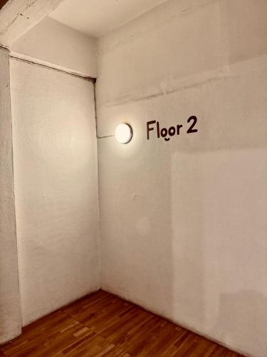 the lab sleep hostel