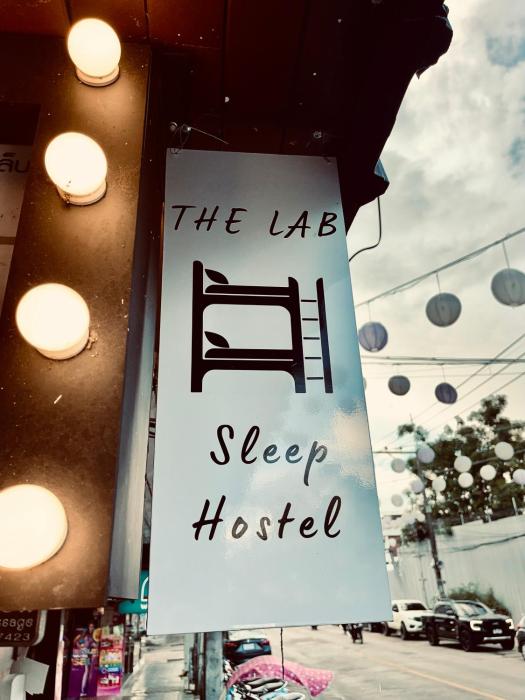 the lab sleep hostel