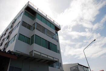 prachuap beach hotel