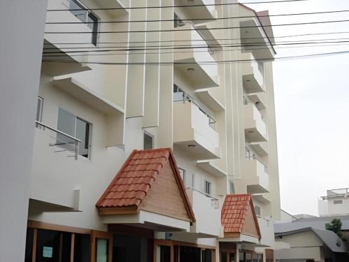 fah place hotel