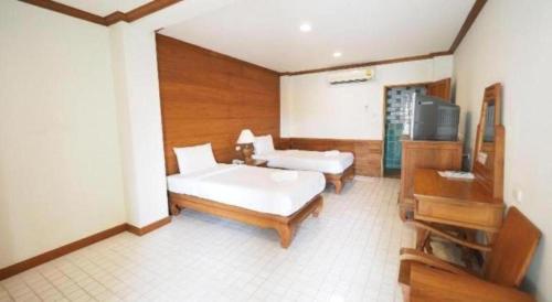 fah place hotel