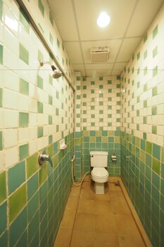 fah place hotel