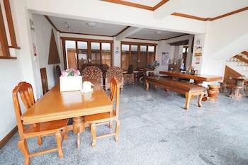 fah place hotel